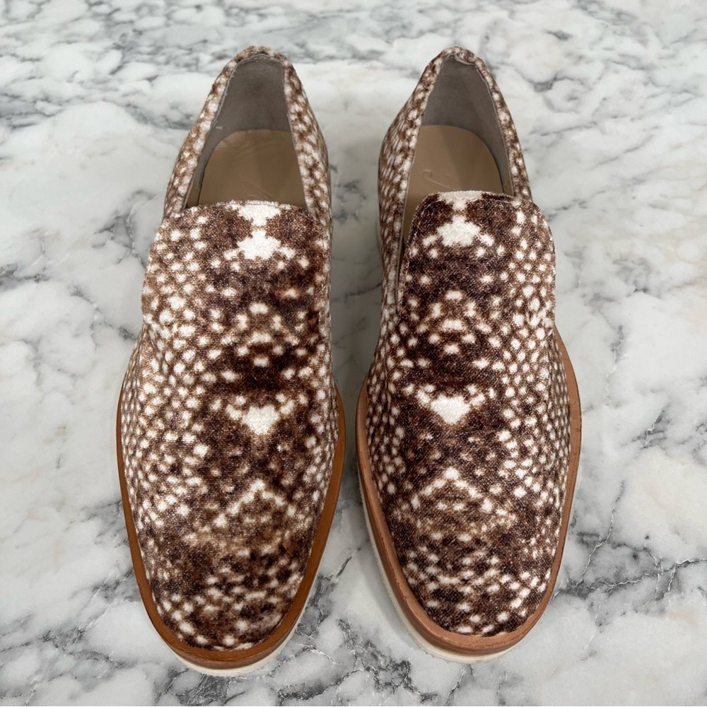 Free People Snake Eye Velvet Loafers 36